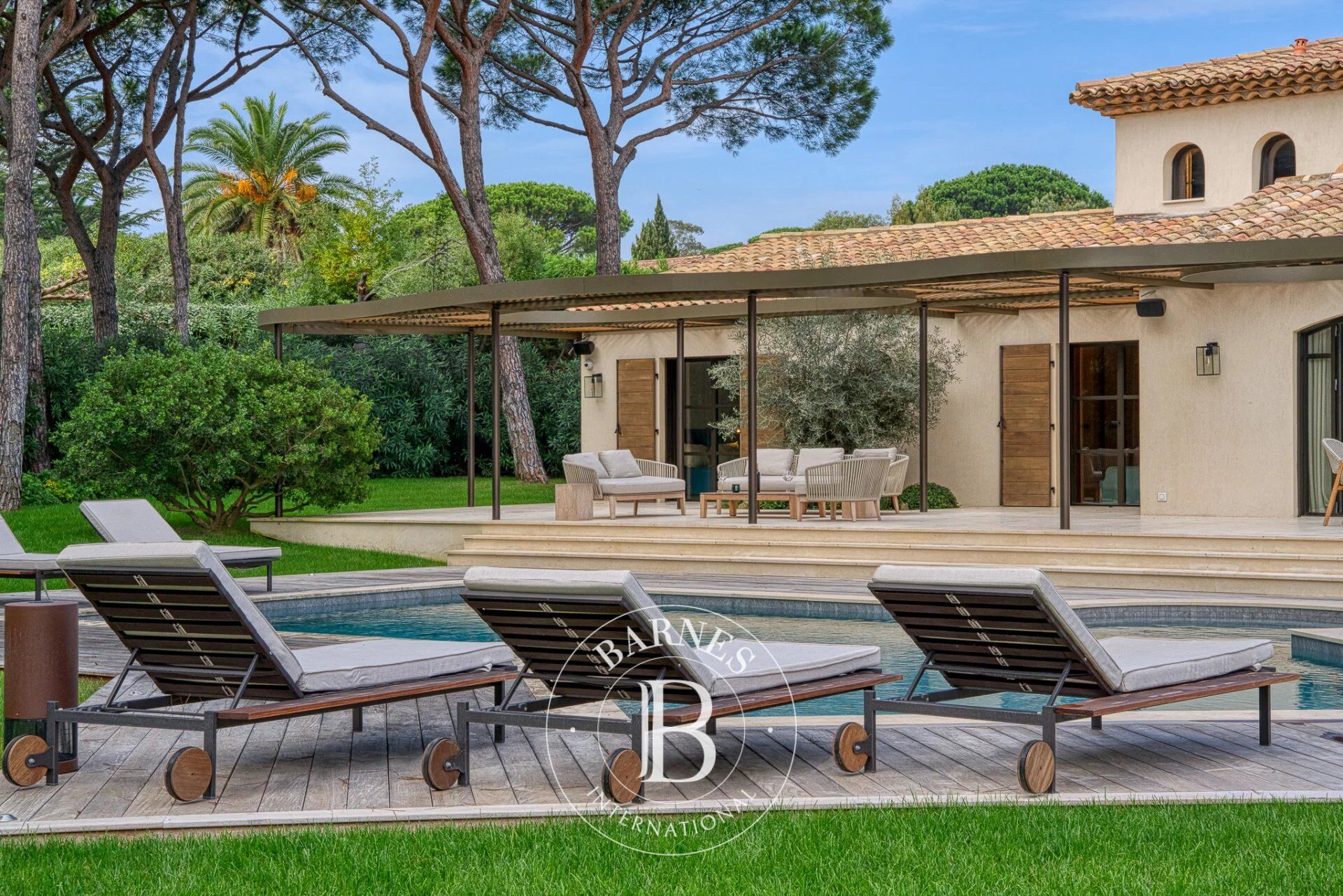 RAMATUELLE - TAHITI AREA - 5 BEDROOMS - BEACHES PROXIMITY - picture 2