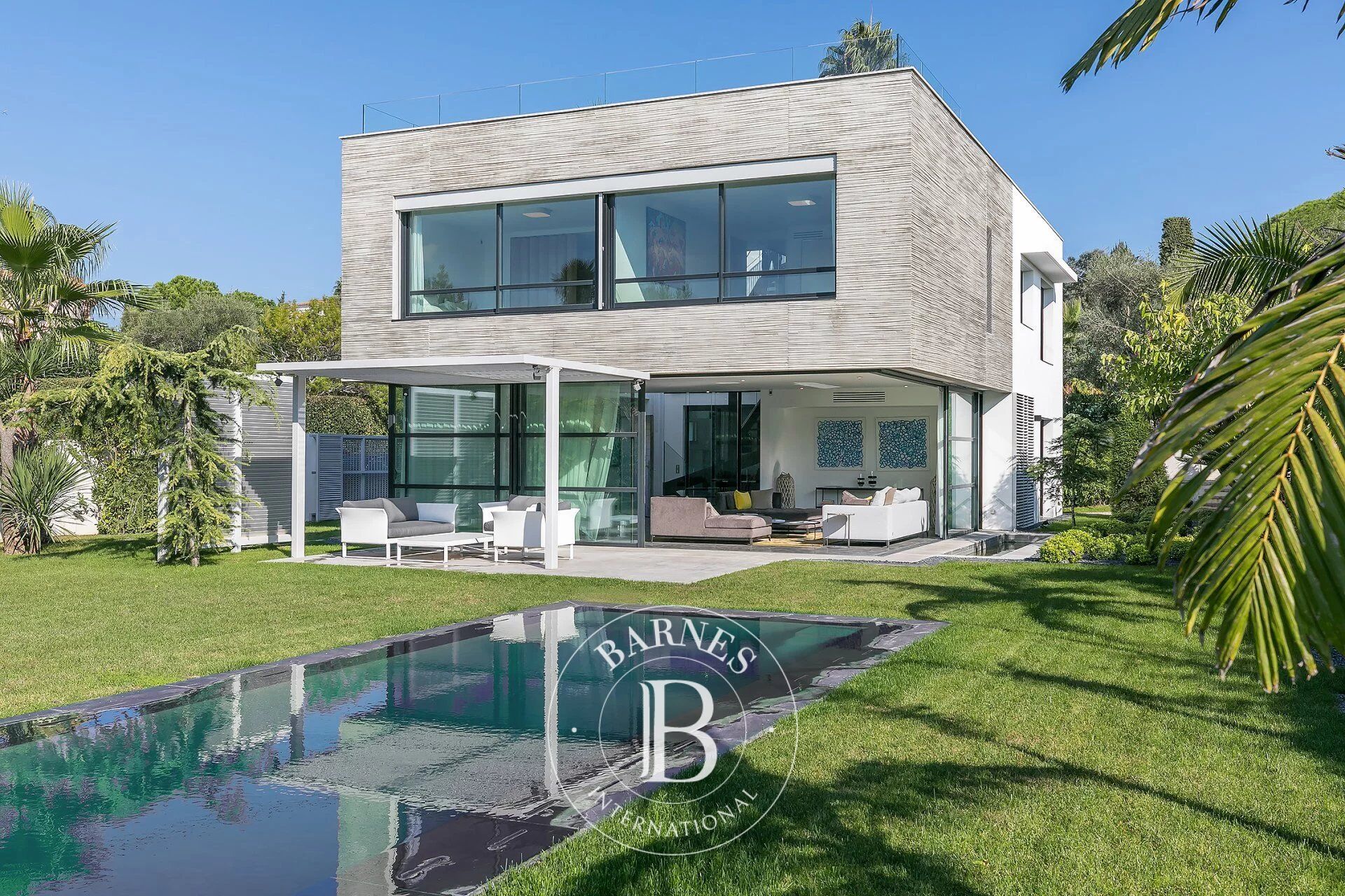 CAP D'ANTIBES - MODERN VILLA - 180° SEA VIEW - picture 1