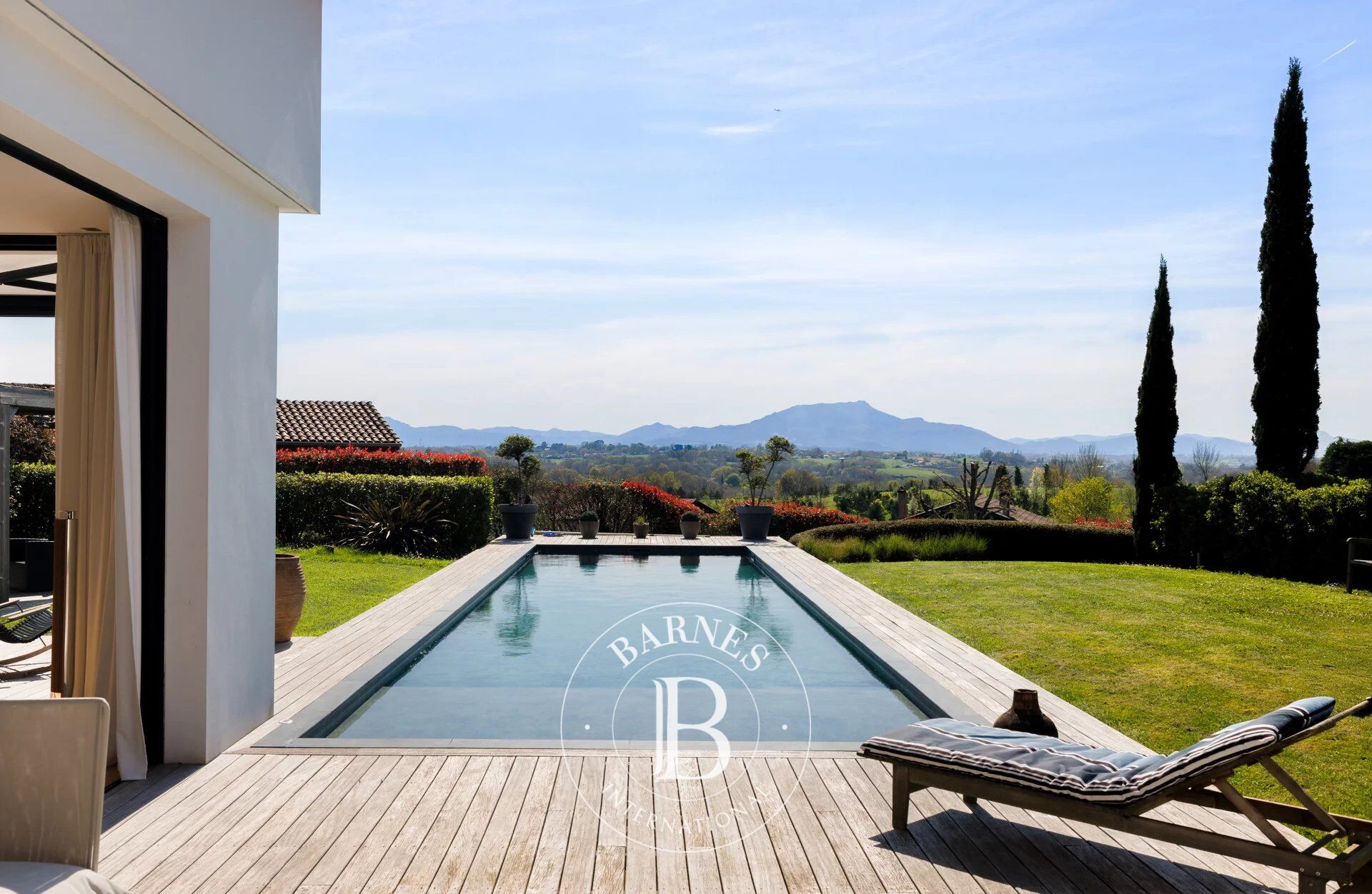 ARCANGUES, MAISON CONTEMPORAINE AU CALME, BELLE VUE MONTAGNES - picture 1