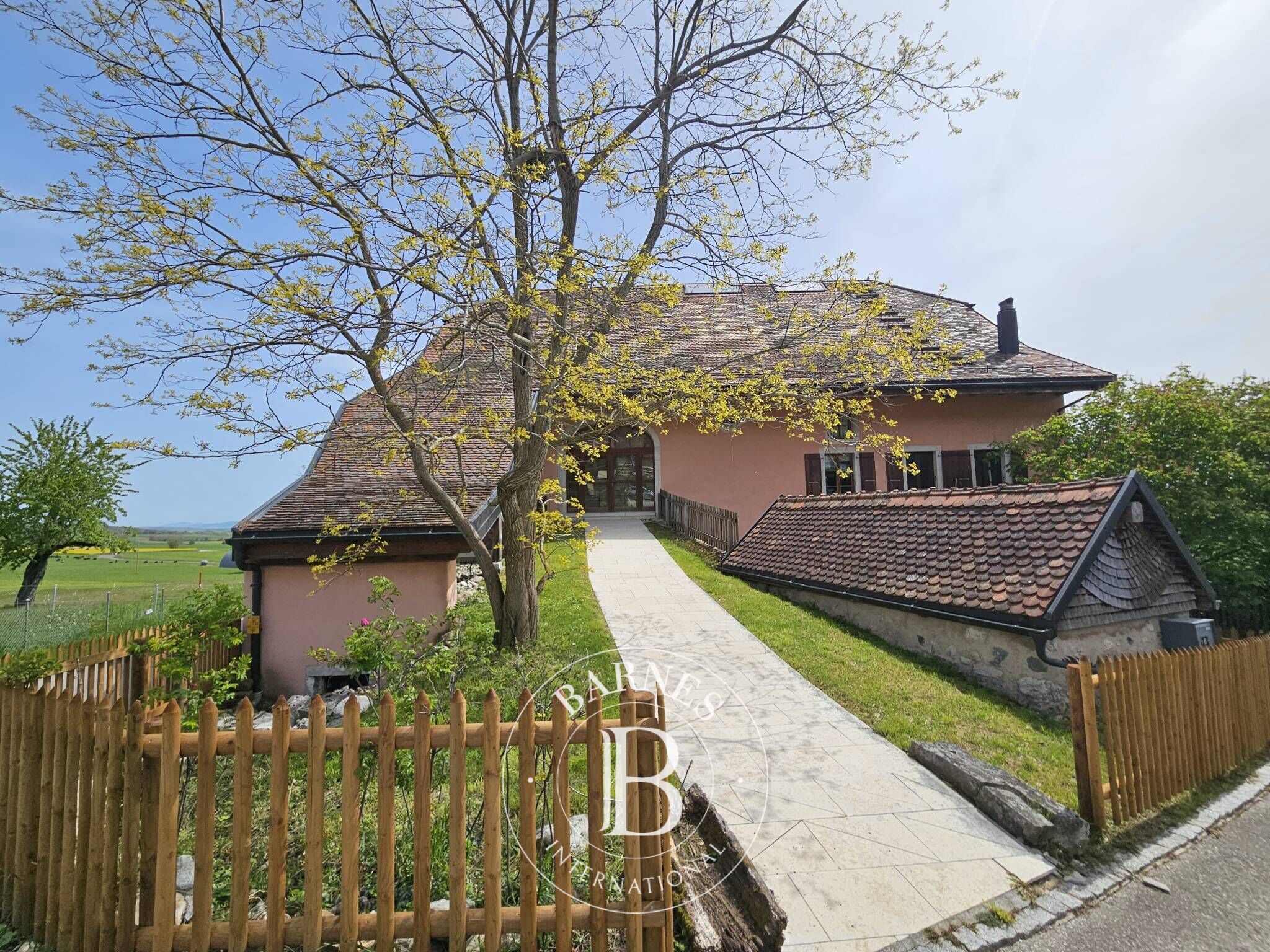 Zu verkaufen, Landhaus Montricher - picture 3