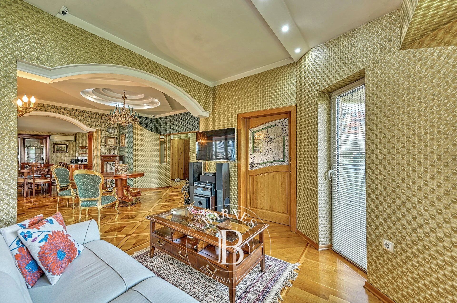 Penthouse Sofia - picture 7