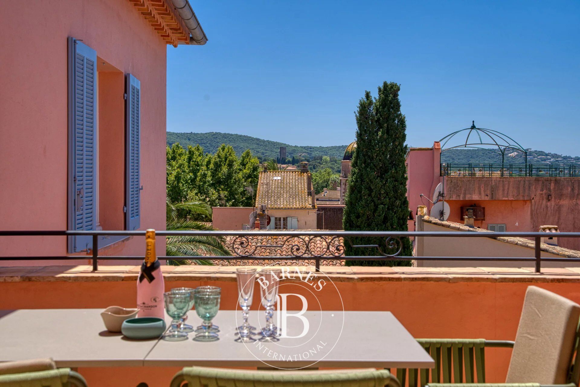 Piso Saint-Tropez - picture 1