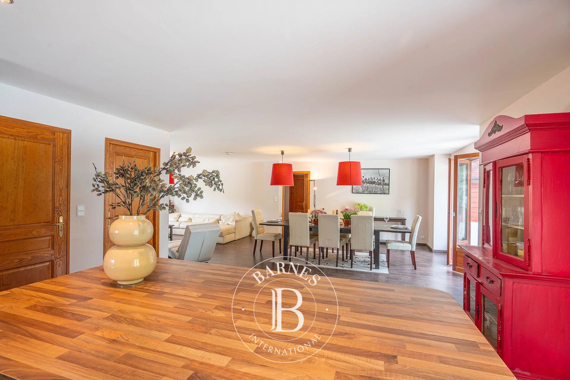 Çiftlik Évian-les-Bains