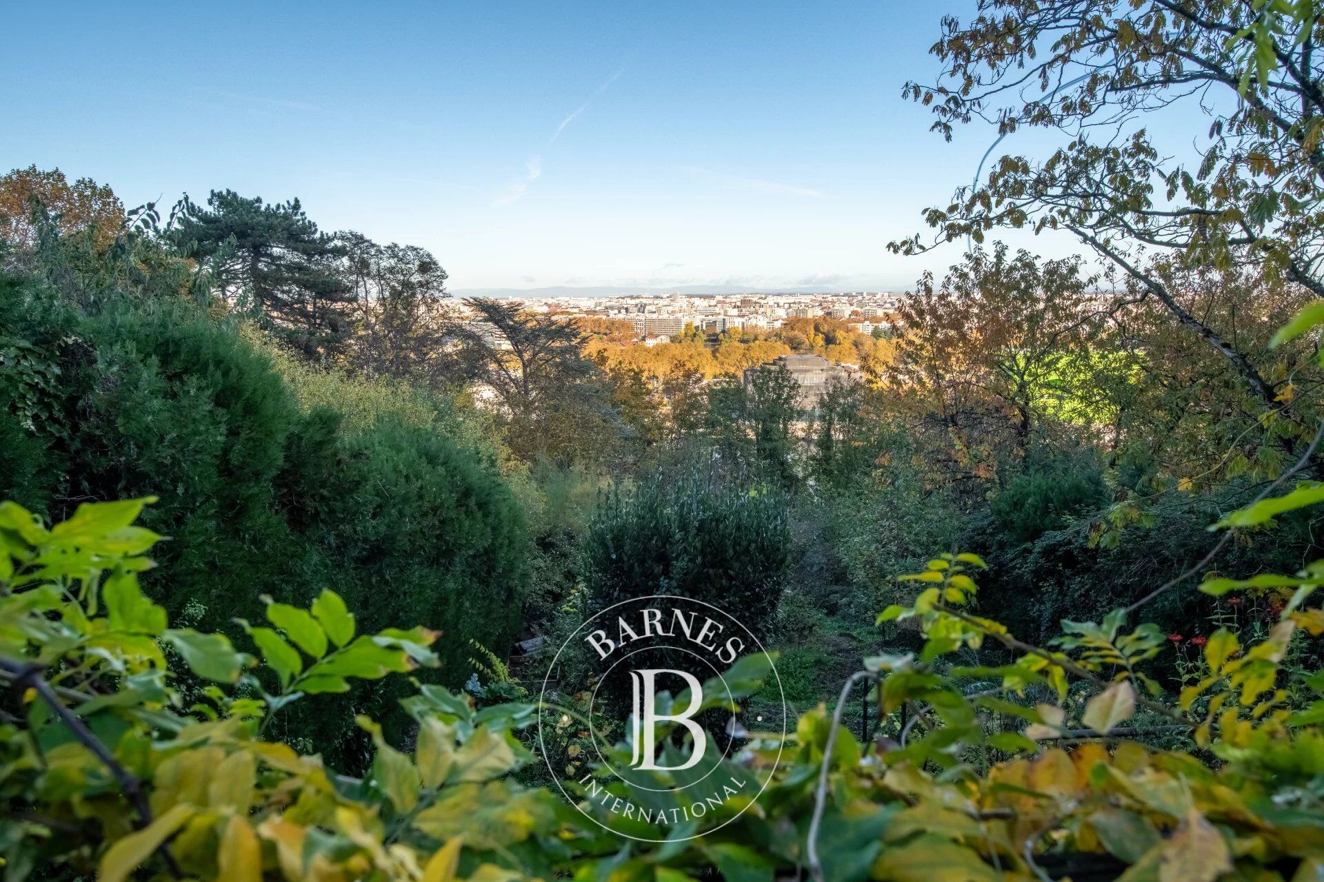 SAINTE FOY les LYON - Maison familiale -Terrain de 1562m²- 5 chambres - picture 1