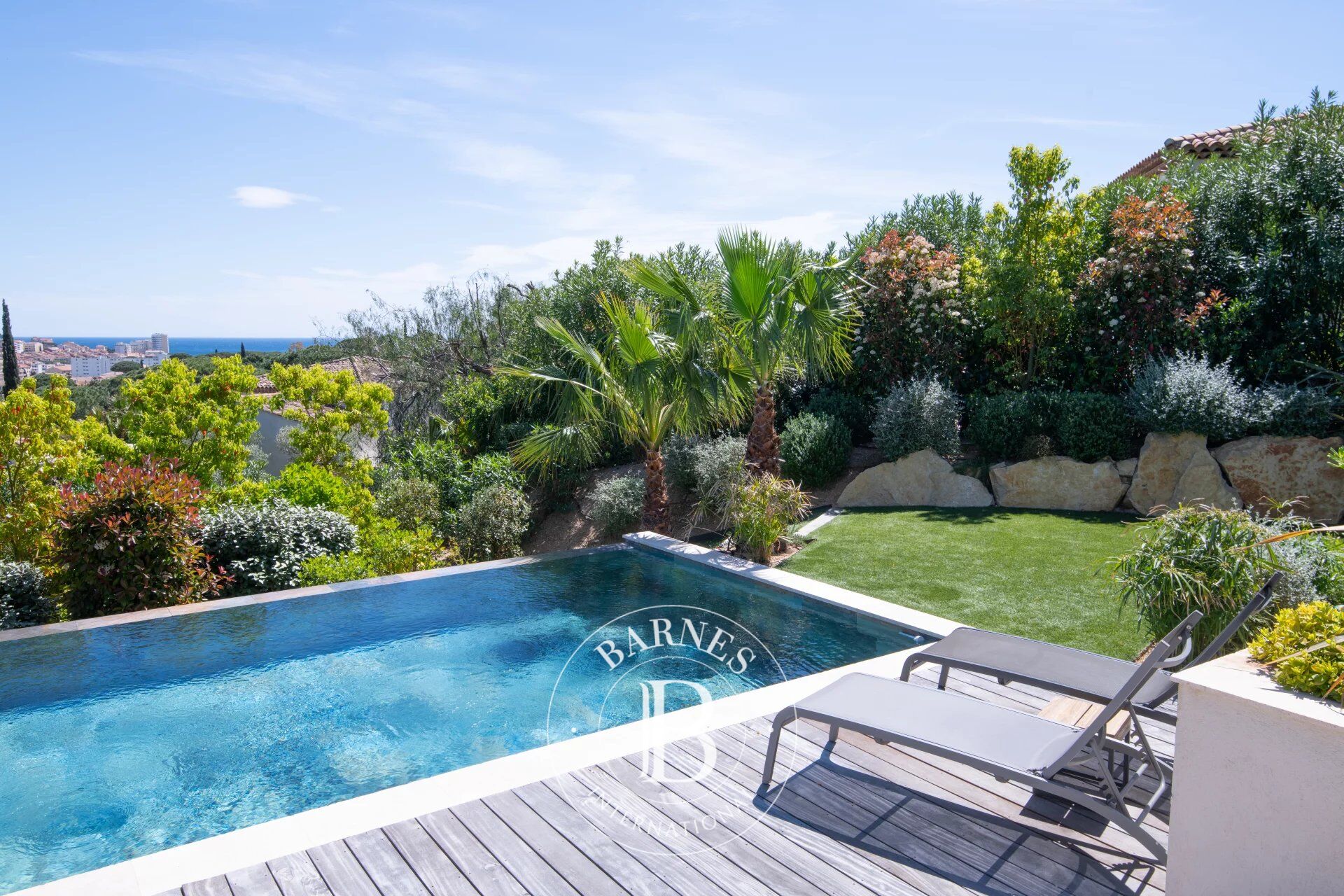 ALQUILER DE VACACIONES - SAINTE-MAXIME - VILLA MODERNA VISTA MAR - CENTRO CIUDAD - 4 HABITACIONES - picture 2