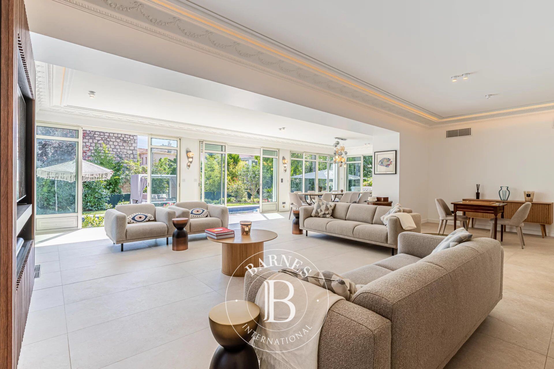 Villa Cannes - picture 2