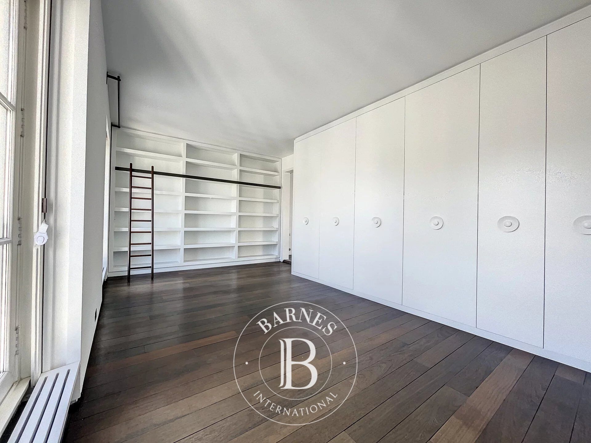 For Rent Apartment | Paris 3ème - picture 10