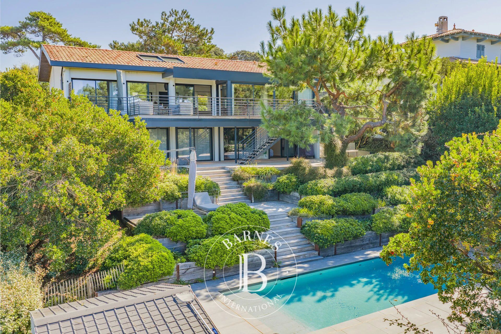 VILLA « ETCHANI » AVEC VUE PANORAMIQUE BASSIN ET PISCINE AU PYLA-SUR-MER - CAPACITÉ 14 PERSONNES - picture 1
