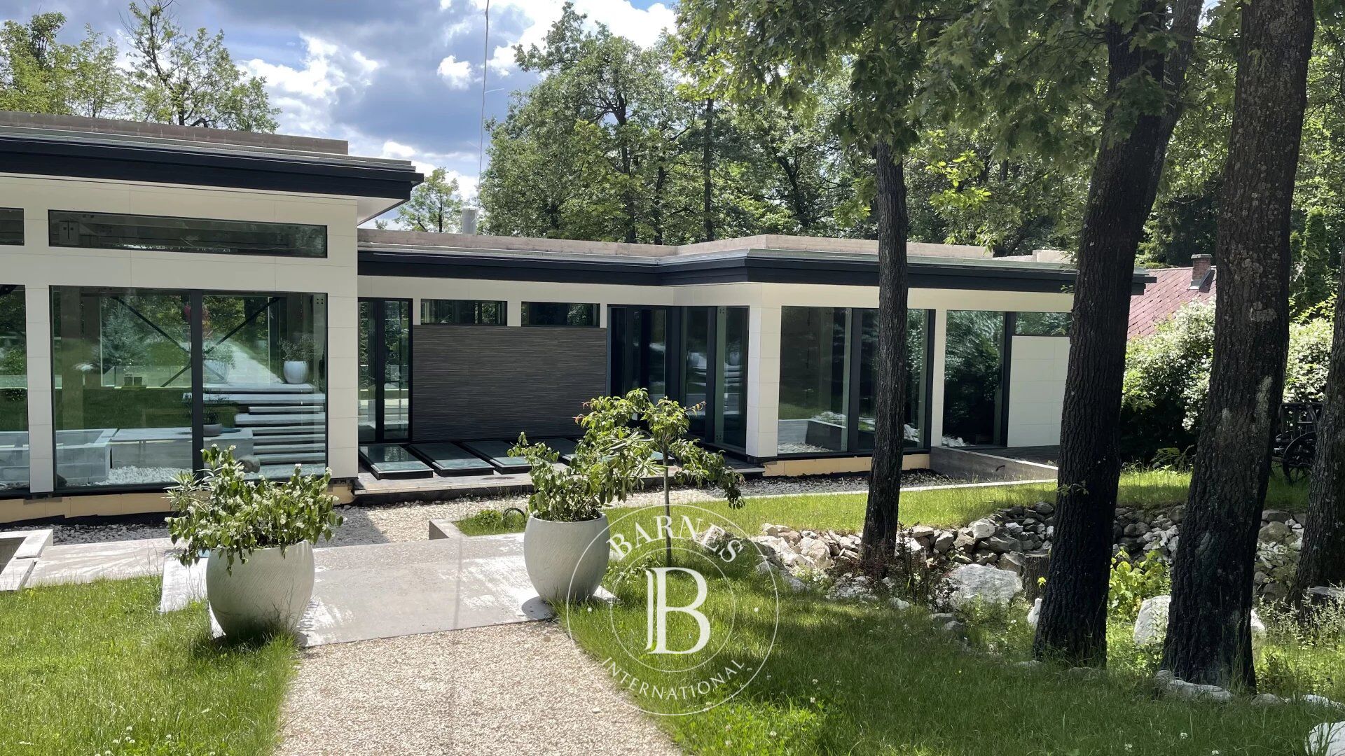 Villa Pilisszentkereszt - picture 2