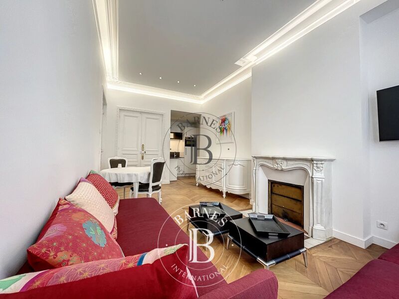 Le service location de la Maison BARNES vous propose ce bien :