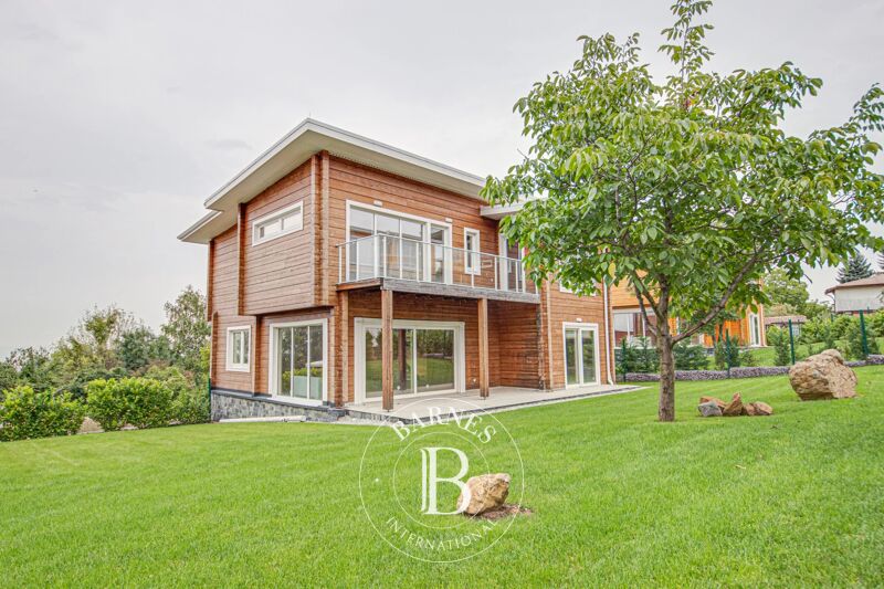 Venta, Casa Sofia - picture 1