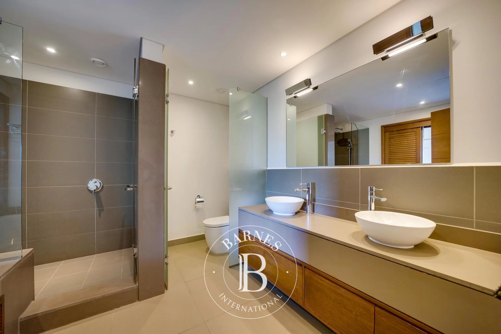 Daire Haute Rive - picture 8