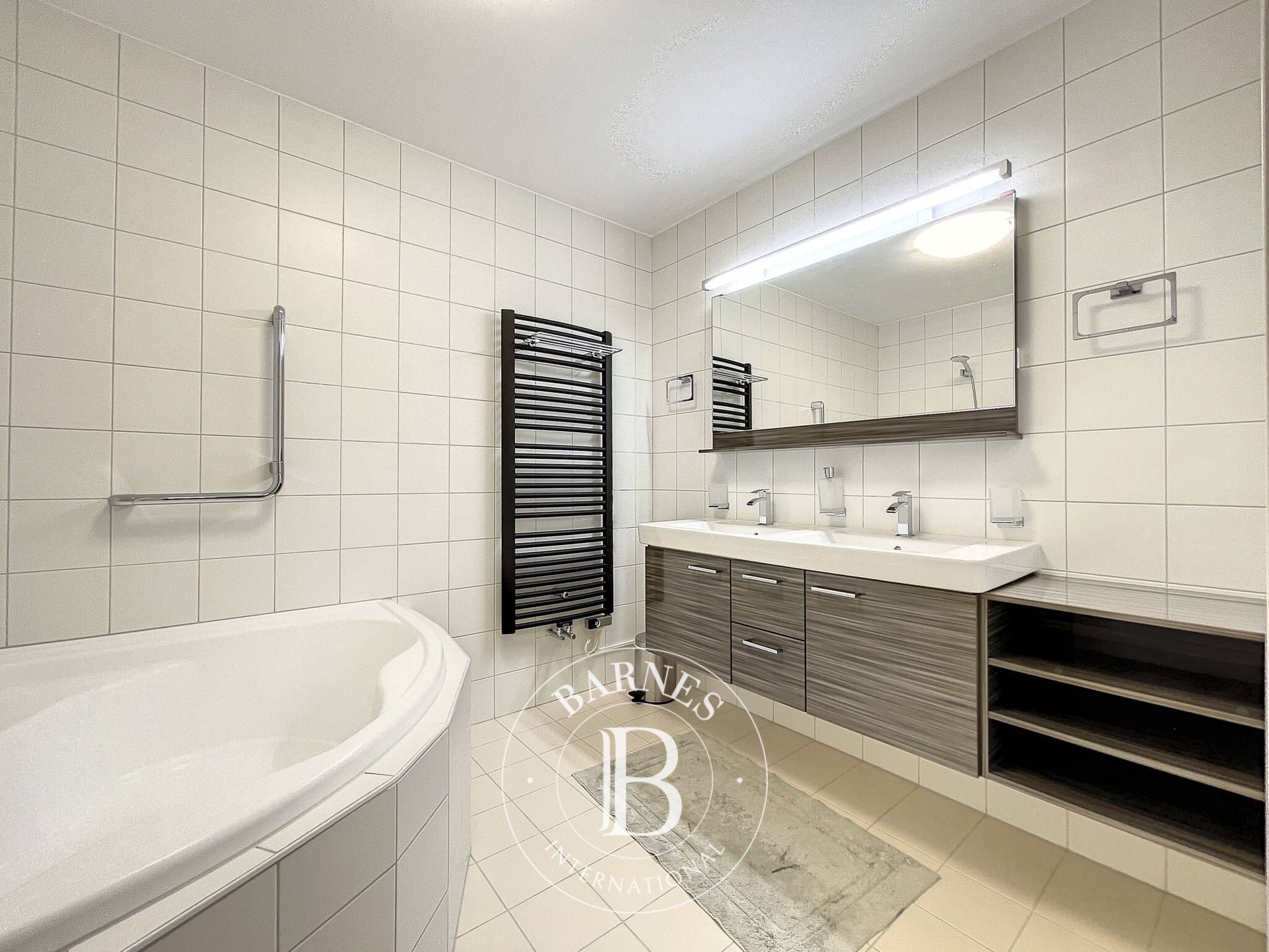 Daire Montreux - picture 16