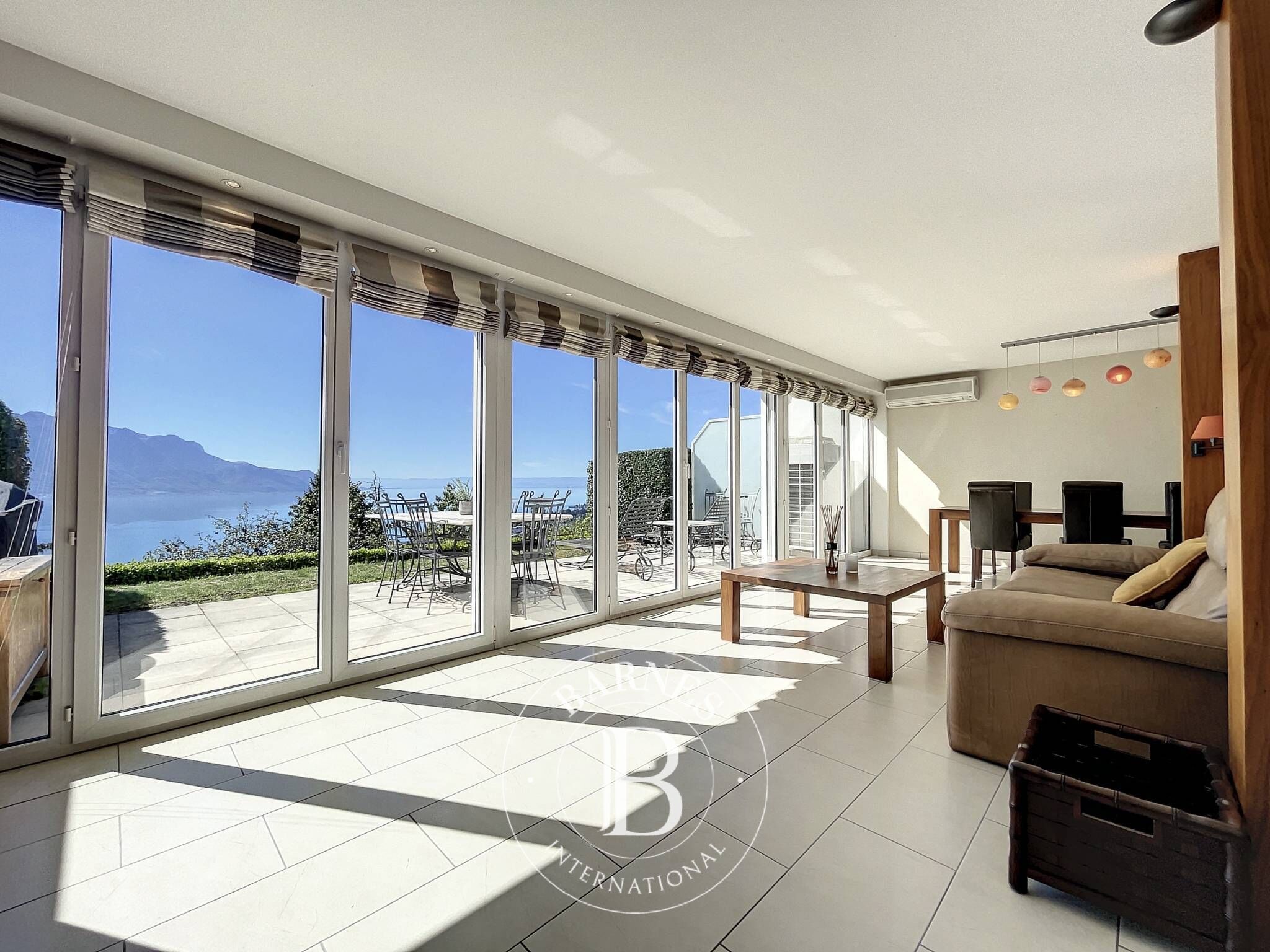 Daire Montreux - picture 7