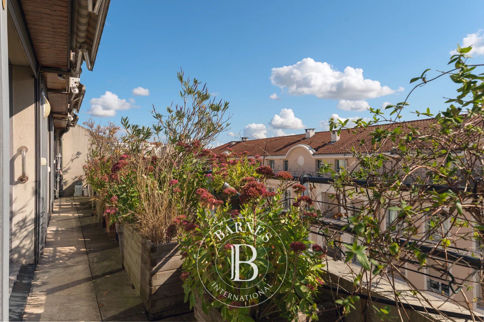 Lyon 6 - Tête d'or- Apartment of 97,77 sqm -  2 poss. 3 bedrooms - 2 balconies - picture 1