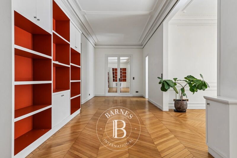 For Rent Apartment | Paris 7ème - picture 3