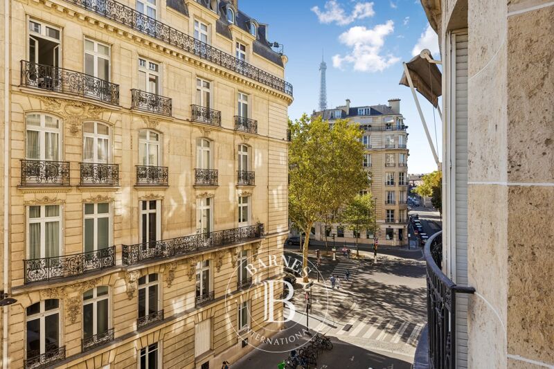 For Rent Apartment | Paris 7ème - picture 2