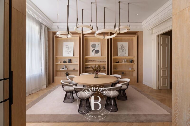 Venta, Piso Budapest VI. kerülete - picture 2