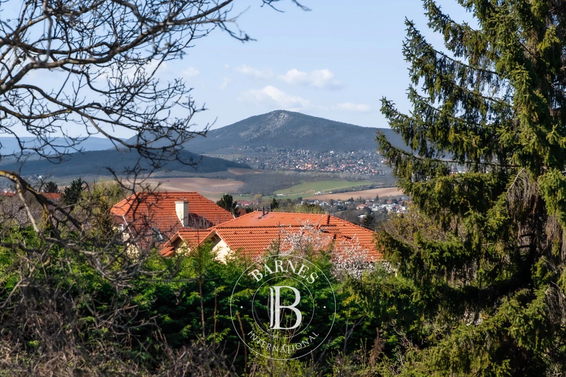 Piso Budapest III. kerülete - picture 1