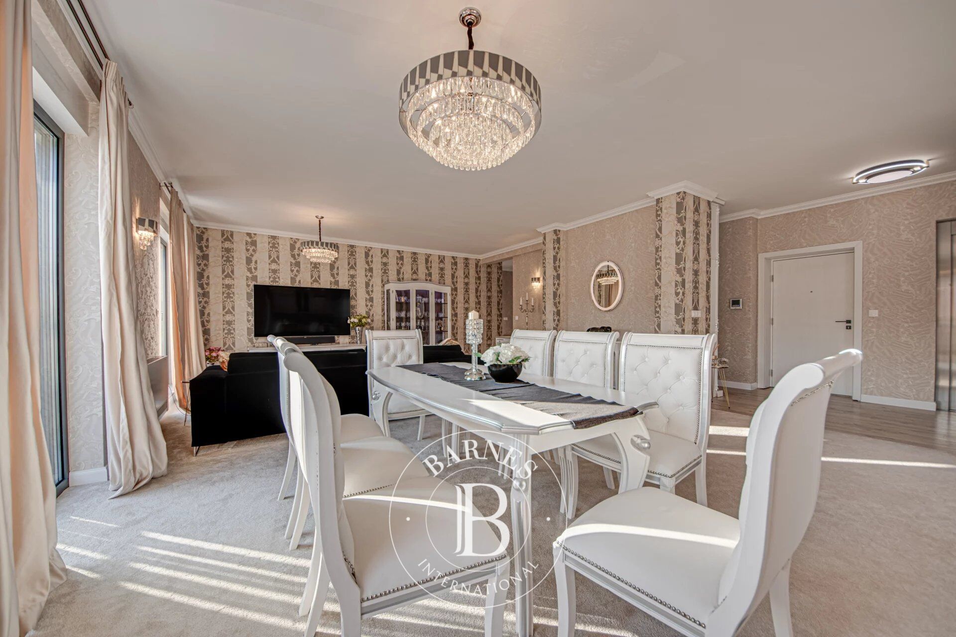 Penthouse Sofia - picture 5