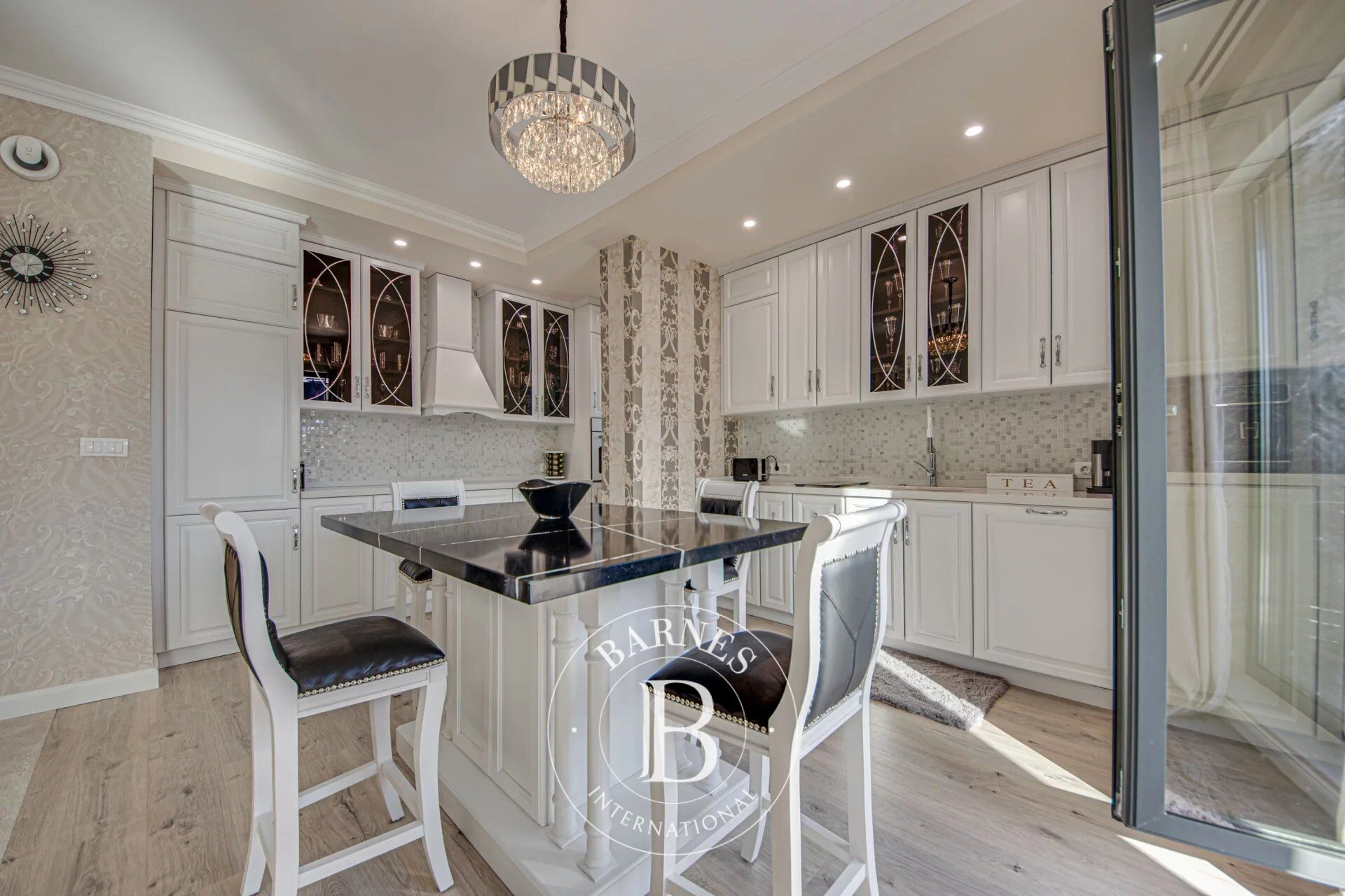 Penthouse Sofia - picture 15