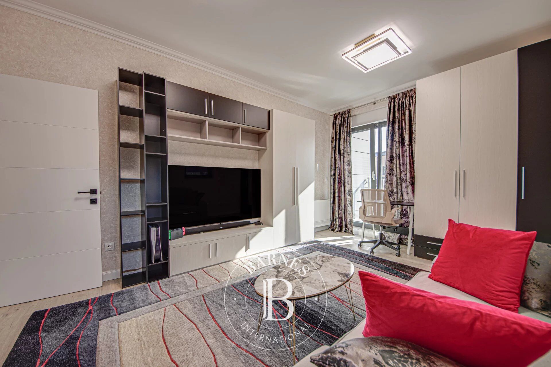 Penthouse Sofia - picture 37