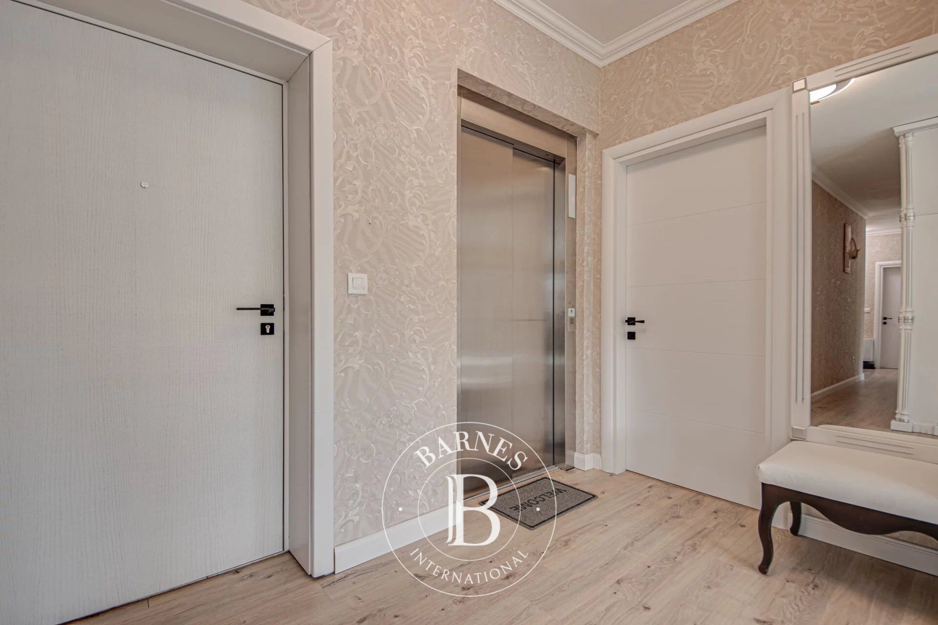 Penthouse Sofia - picture 21