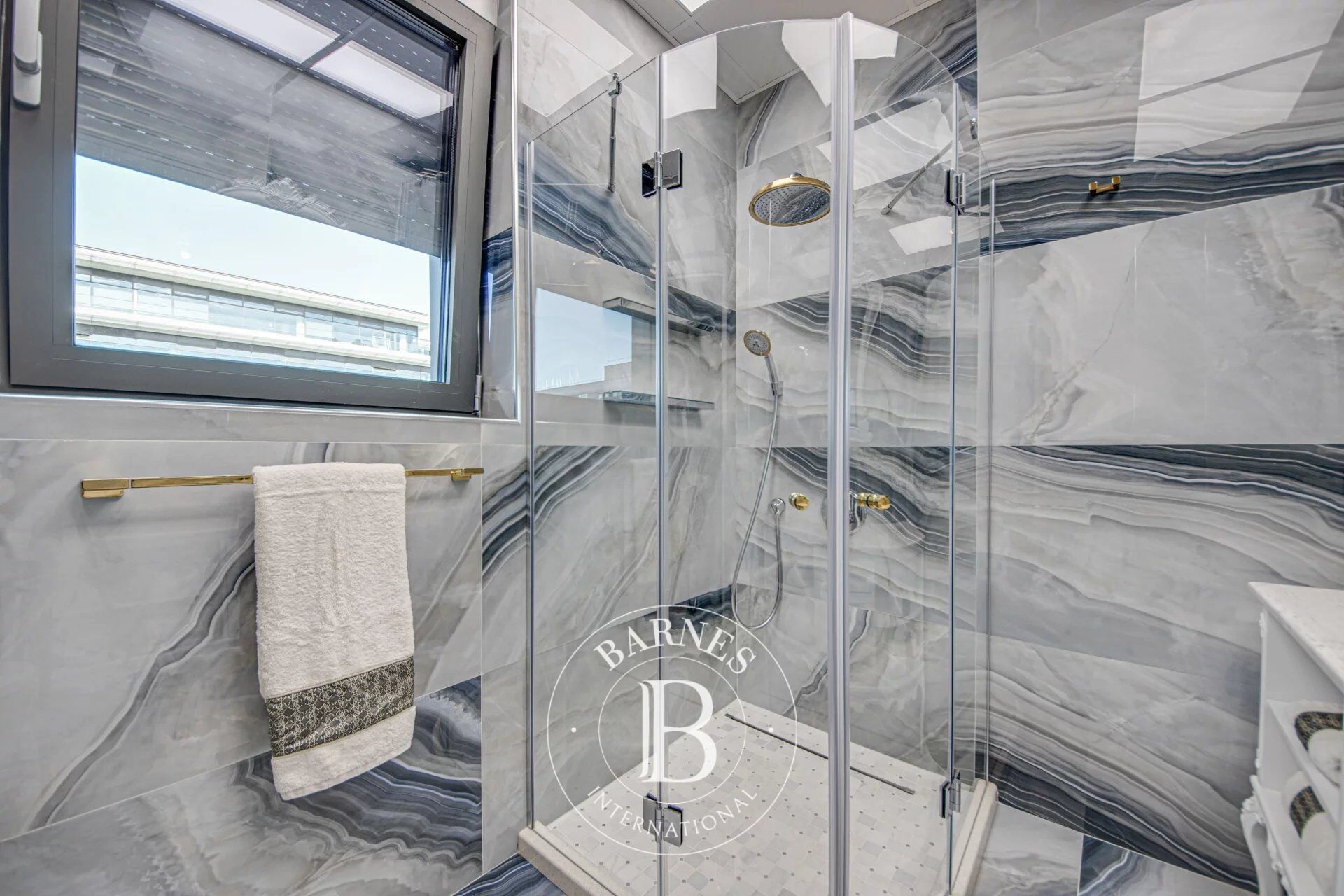 Penthouse Sofia - picture 33