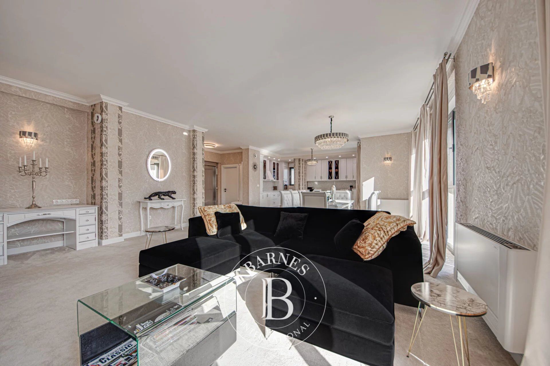 Penthouse Sofia - picture 4