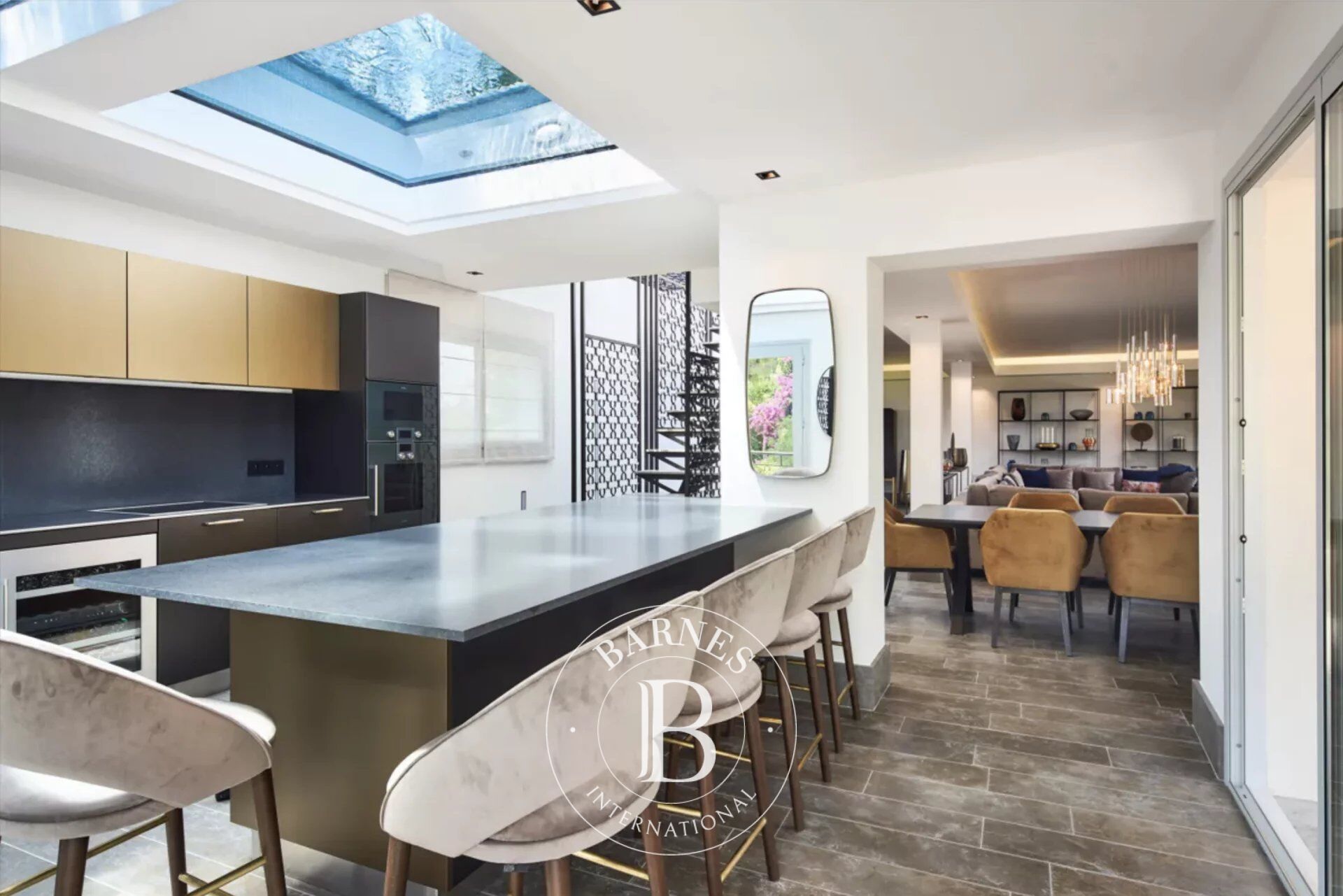 CAP D'ANTIBES - VILLA CONTEMPORAINE - PROCHE PLAGE AVEC VUE MER - picture 3