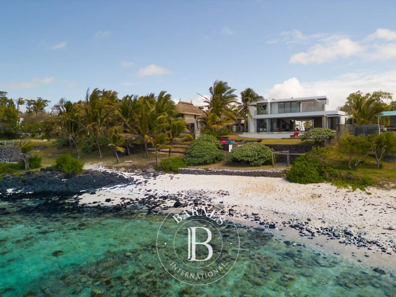 For Rent, Villa Roches Noires - picture 2