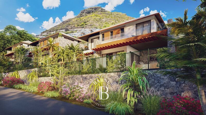 Venta, Villa Rivière Noire - picture 2