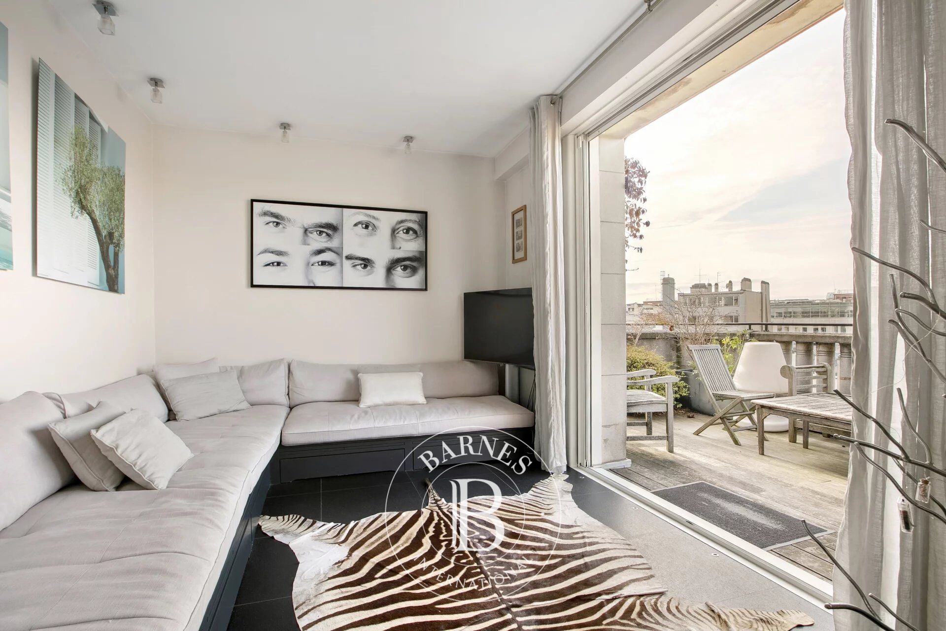 For Rent Apartment | Paris 7ème - picture 6