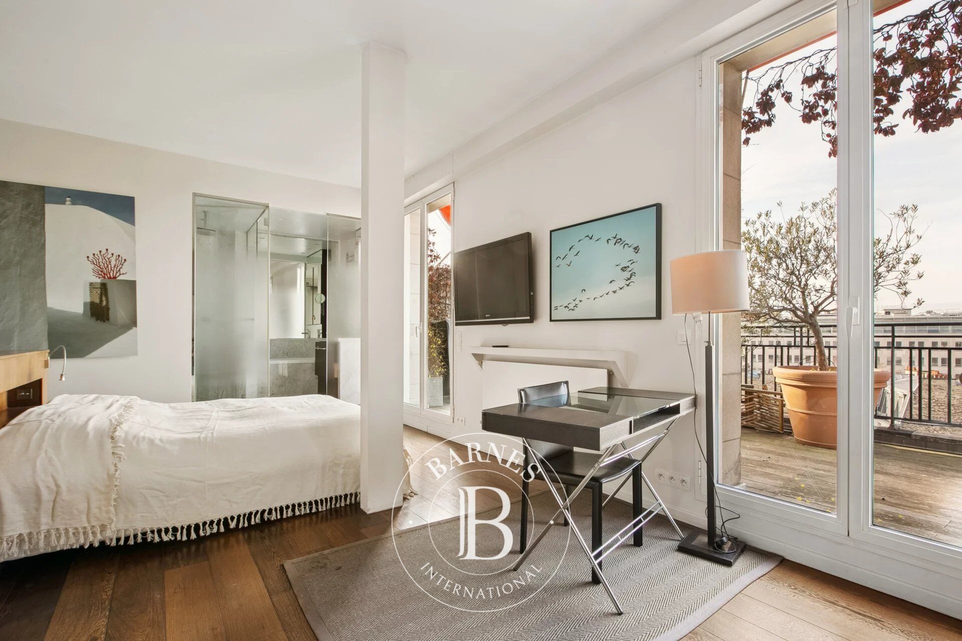 For Rent Apartment | Paris 7ème - picture 9