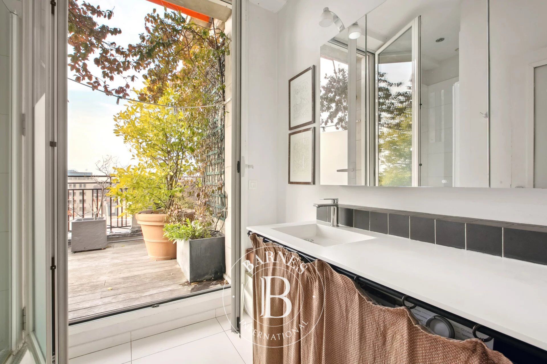 For Rent Apartment | Paris 7ème - picture 10