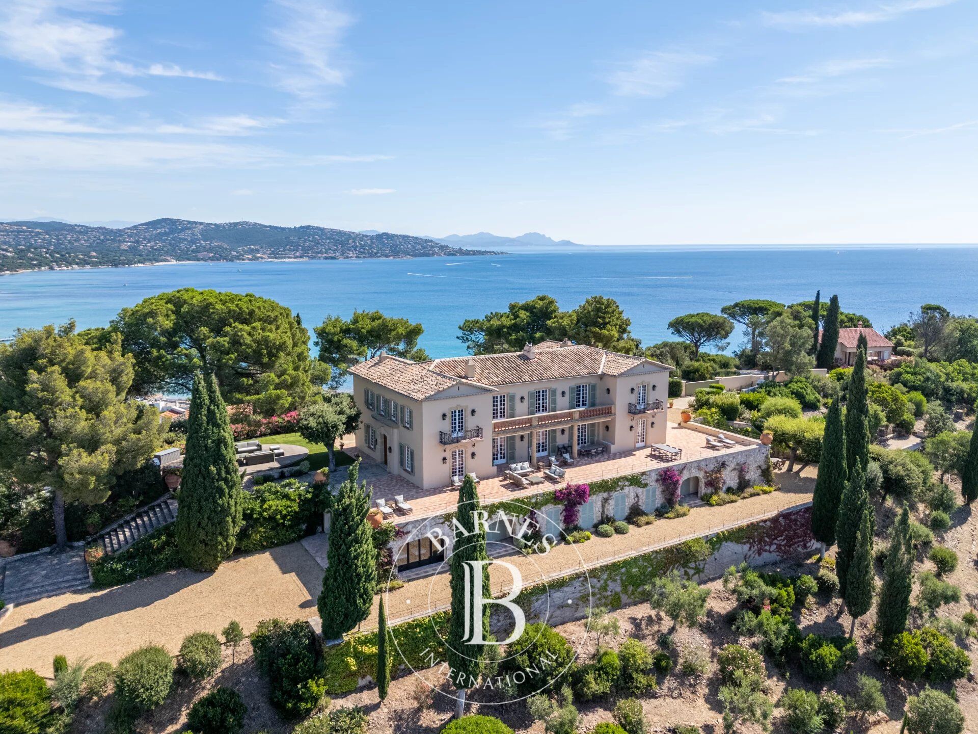 SEASONAL RENTAL - SAINTE-MAXIME - EXCEPTIONAL PROPERTY - PANORAMIC SEA VIEW - picture 1