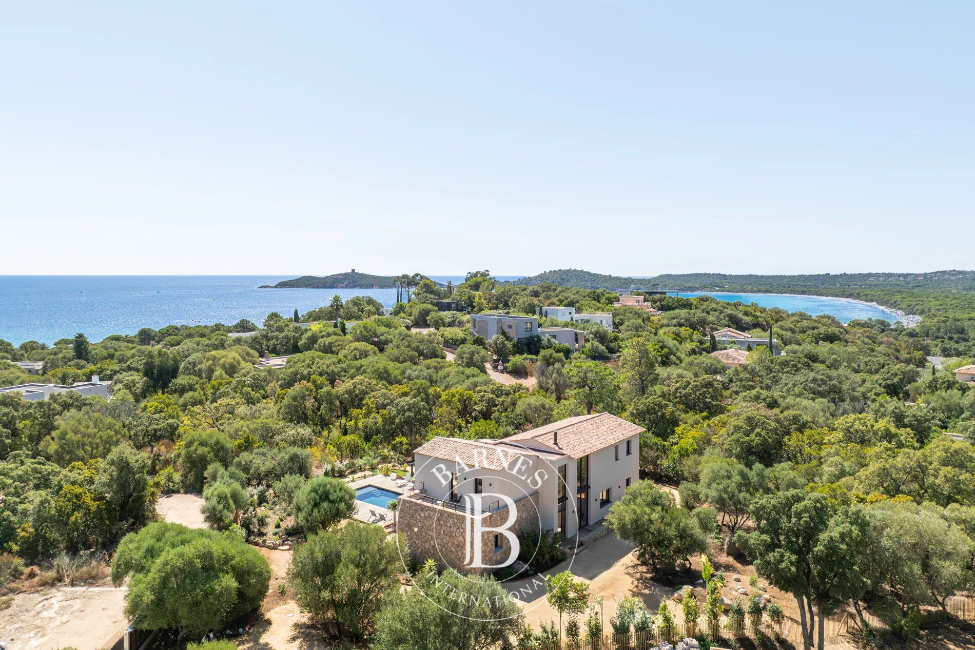 Exclusivité, Pinarello, Villa neuve en pierre, 4 chambres, piscine, vue mer et plage à pied - picture 3