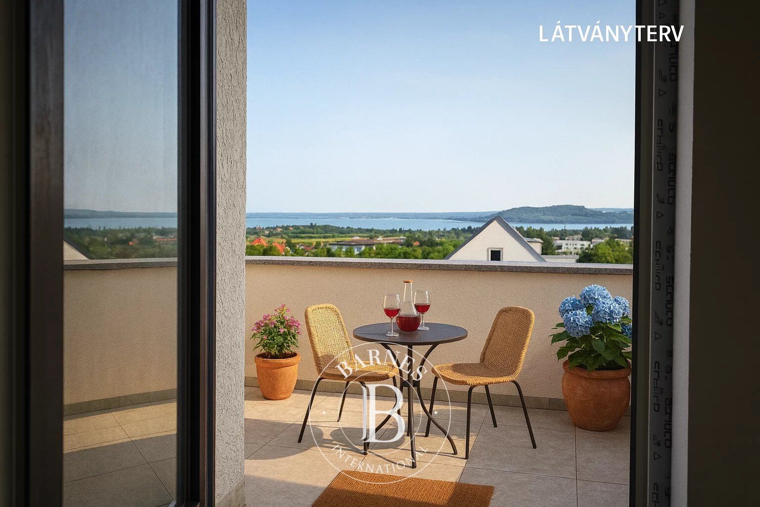 Property with a panorama, next to a grape arbor in Balatonfüred - picture 1