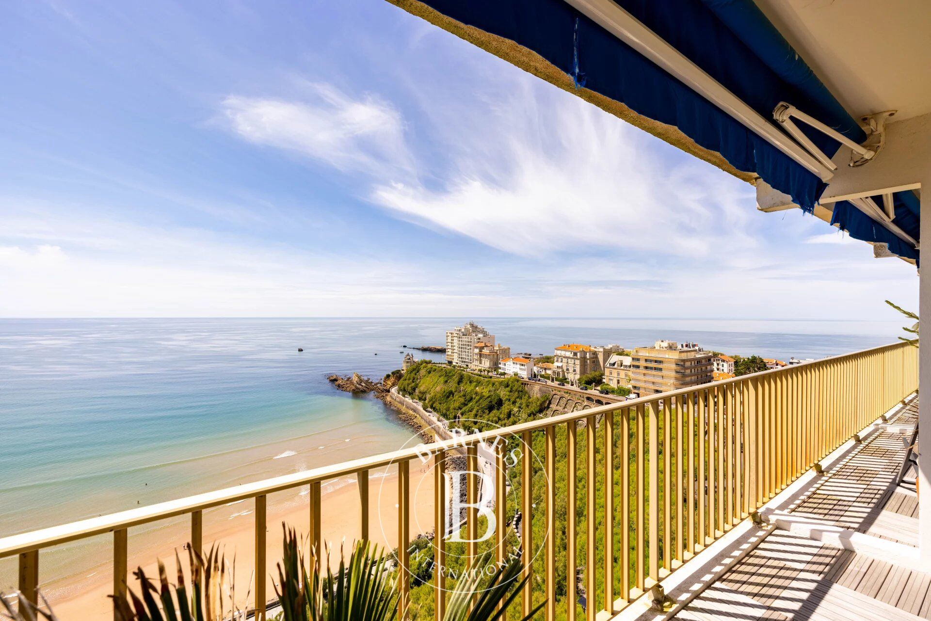 BIARRITZ, VENTE APPARTEMENT EN NUE-PROPRIÉTÉ AVEC VUE MER - picture 1