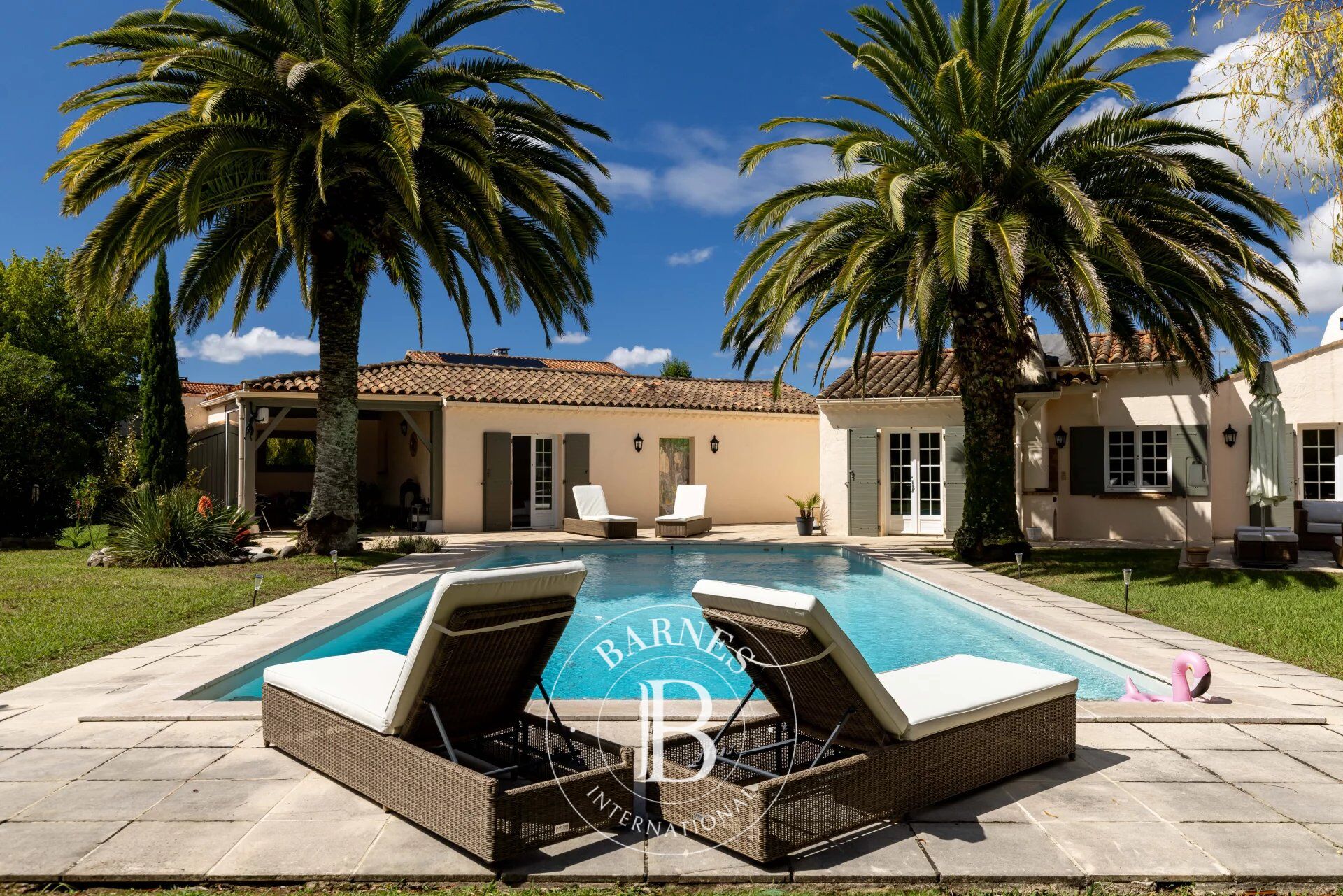 LAHONCE, HERMOSA CASA DE ESTILO PROVENZAL - picture 3