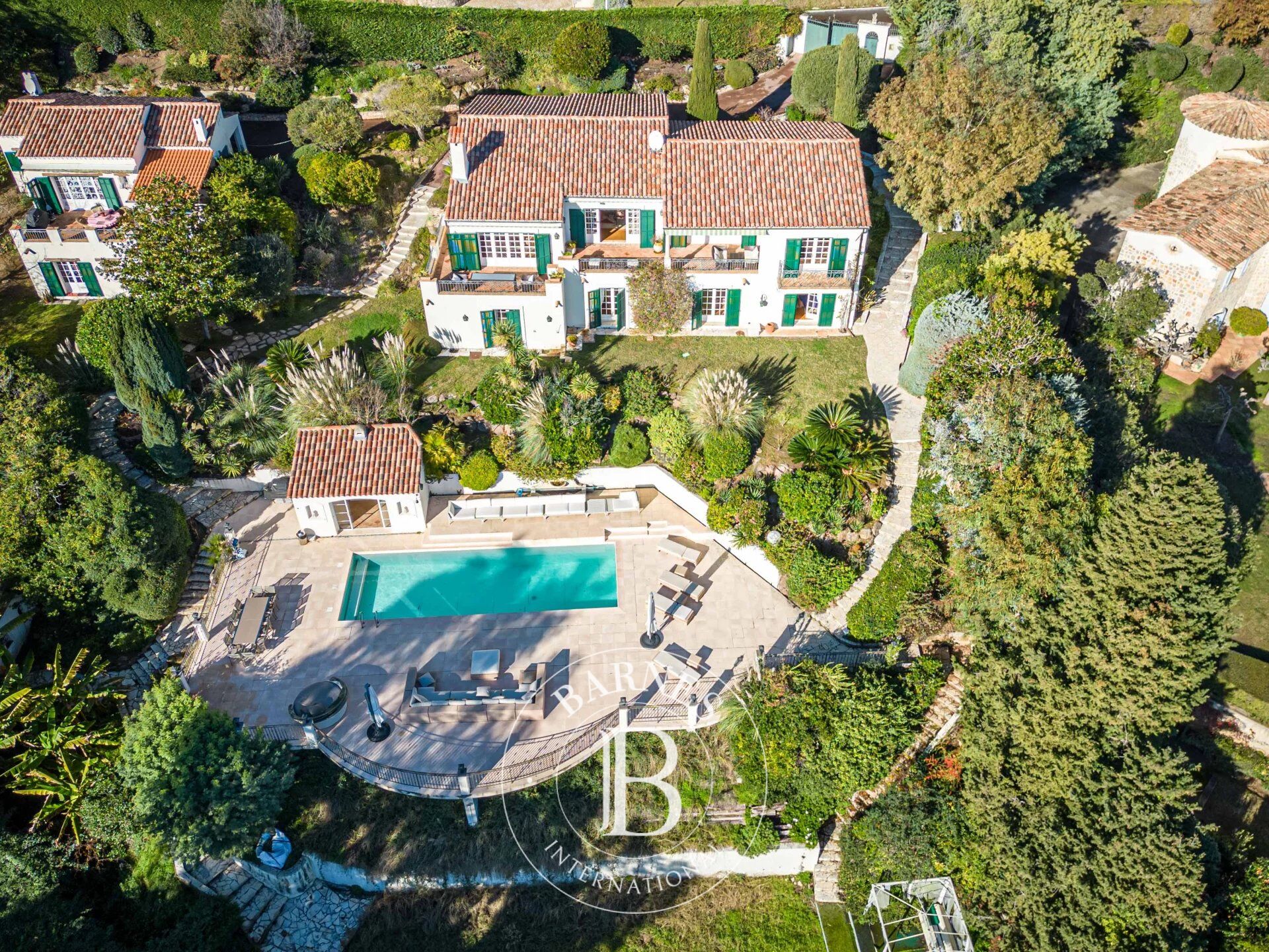 CANNES - SUPER CANNES - CHARMANTE VILLA - VUE MER PANORAMIQUE - picture 2