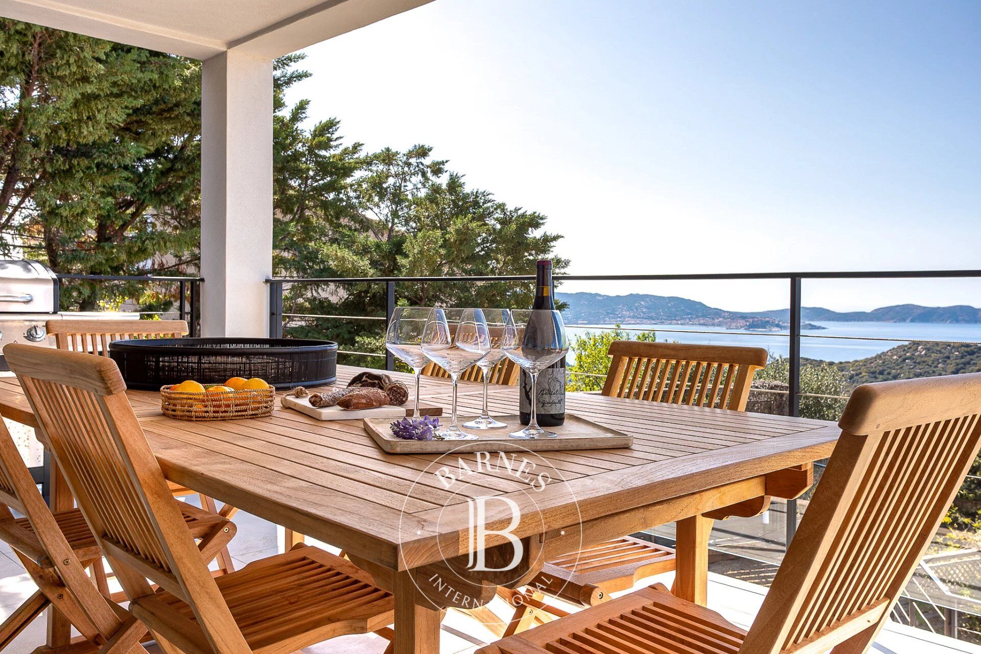 Lumio, Villa 6 chambres, vue mer et montagnes, piscine chauffée, proche des plages. - picture 1