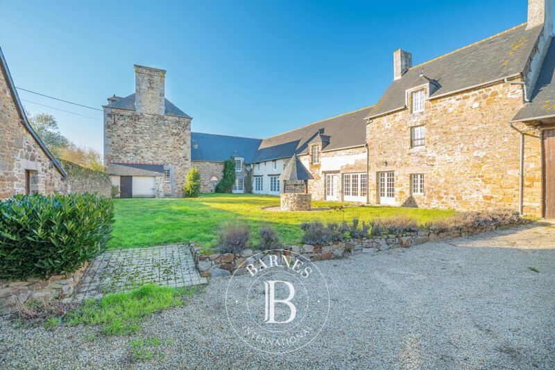 Venta, Casa solariega Mont-Dol - picture 1