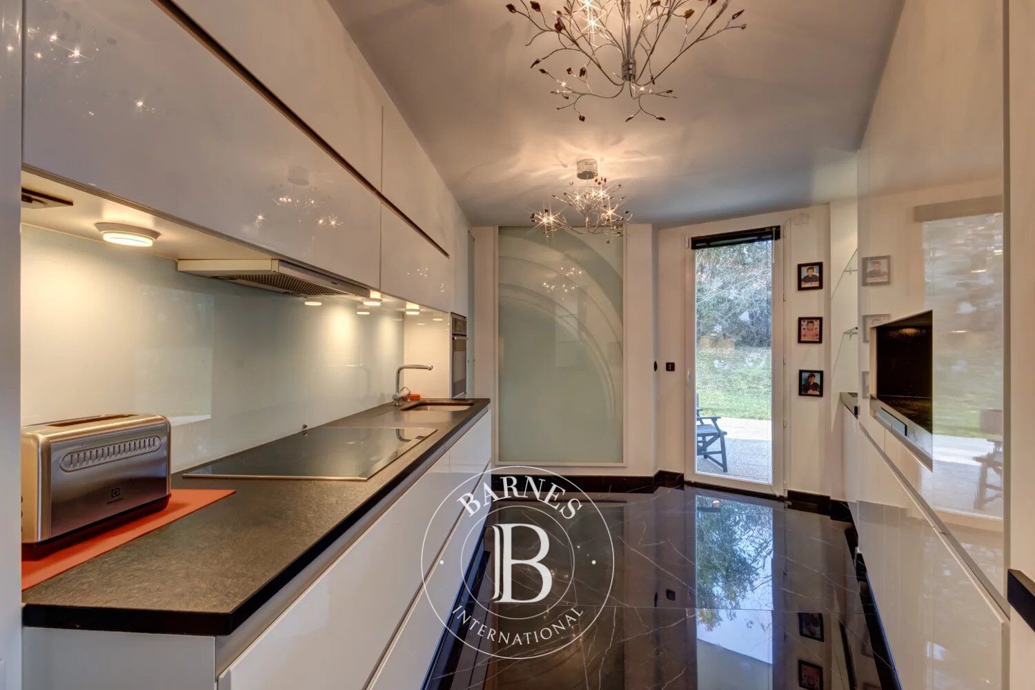 Daire Divonne-les-Bains