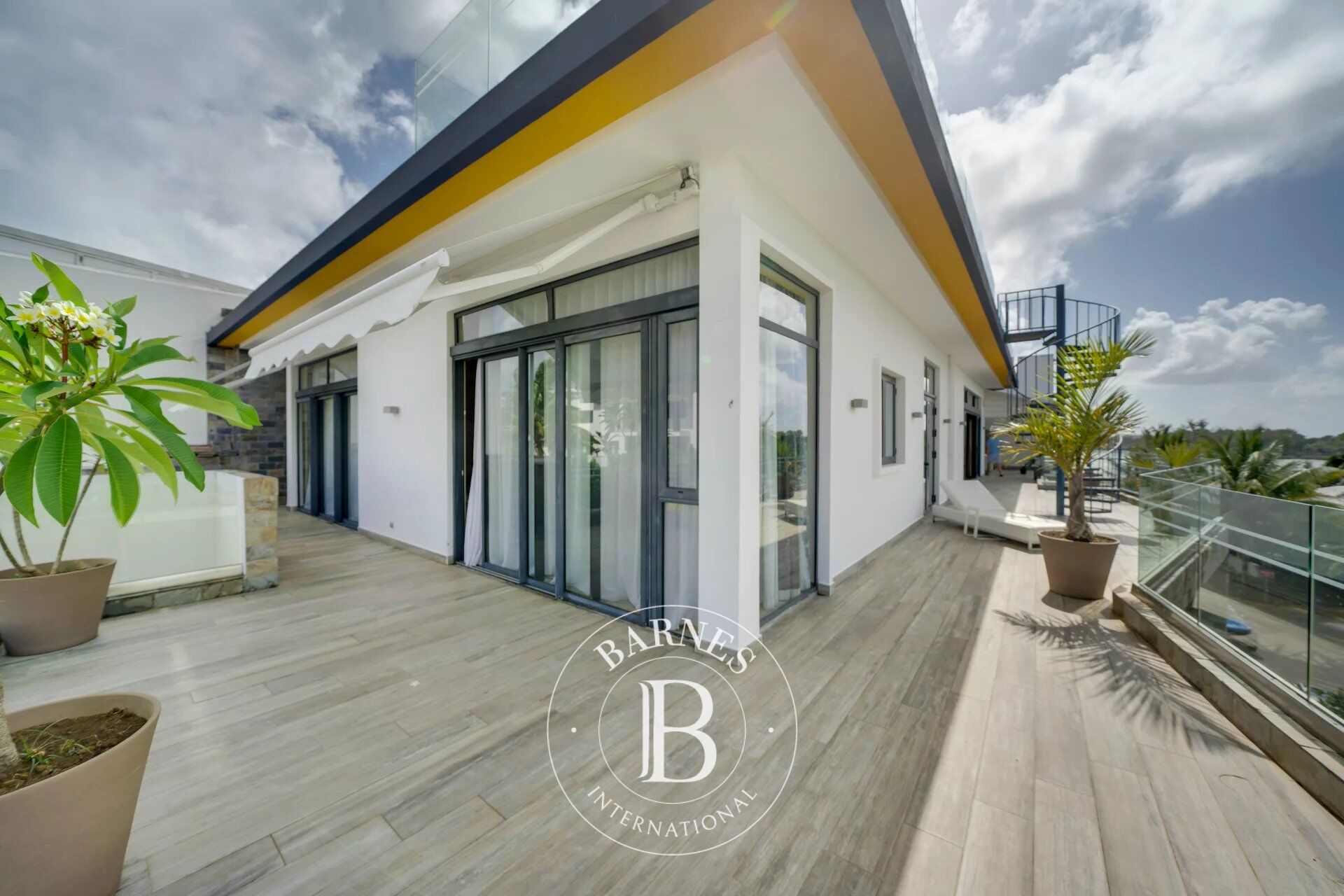 Penthouse Haute Rive - picture 12