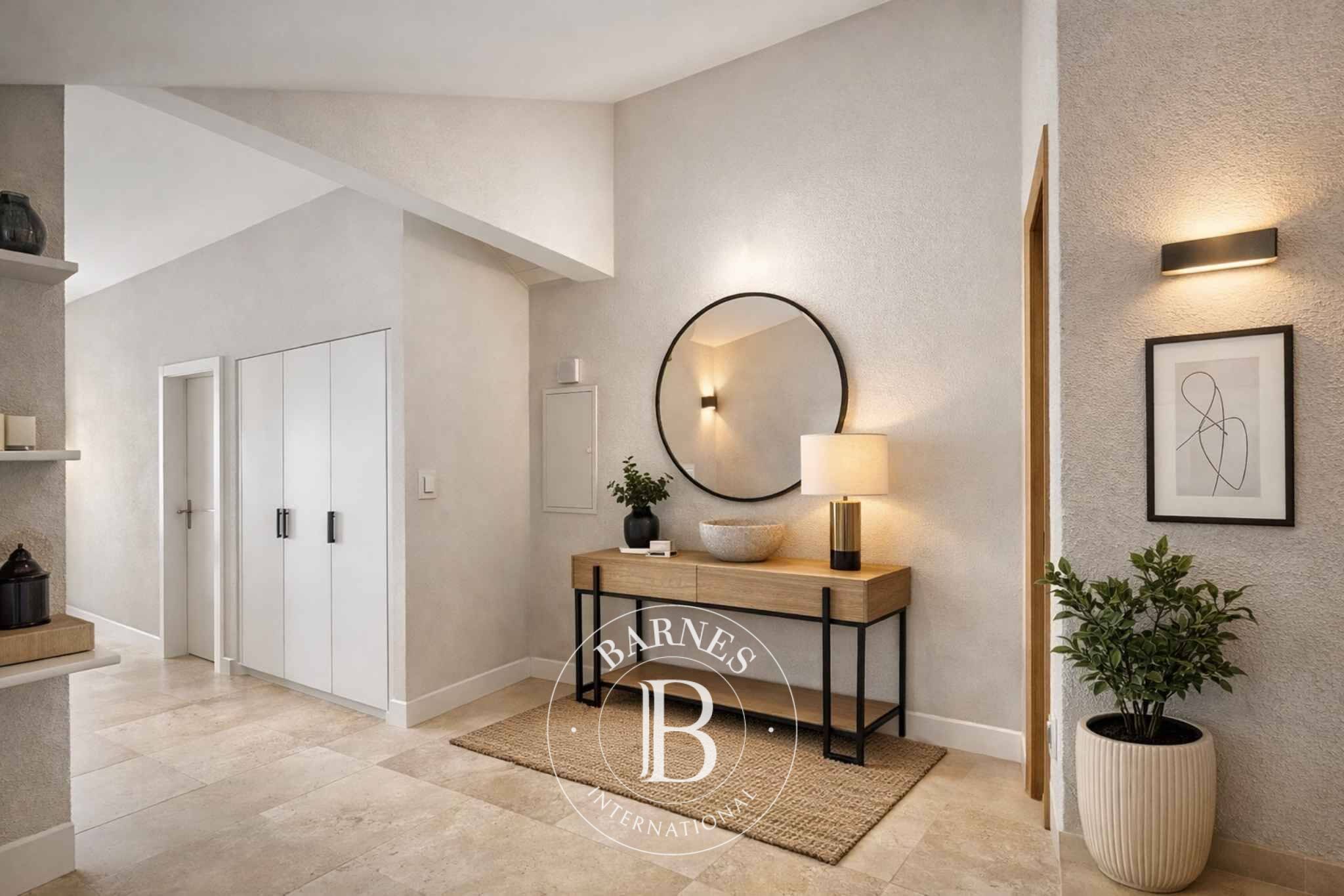 Un attique exclusif aux volumes généreux, avec jardin privatif - picture 3