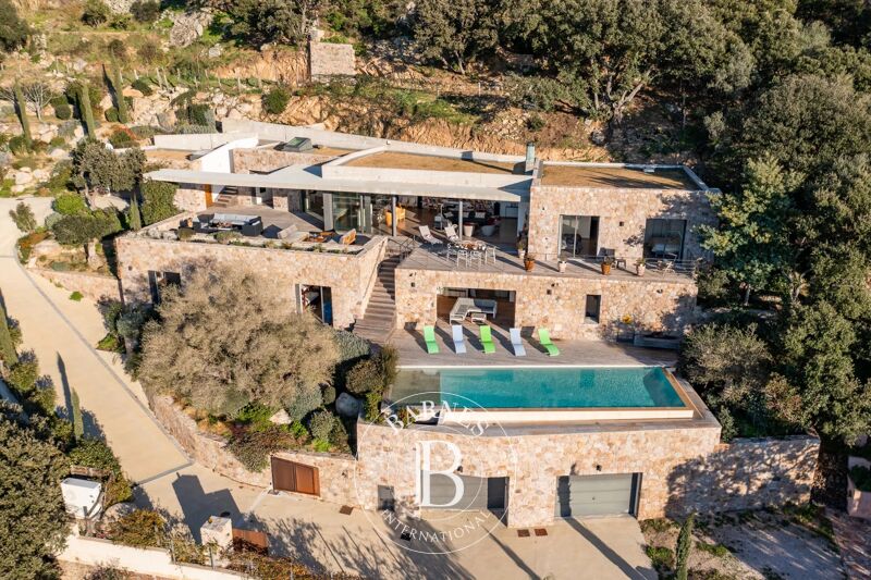 À louer Villa | Lumio - picture 2