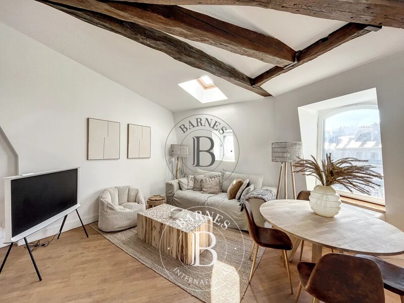 For Rent Apartment | Paris 8ème - picture 2