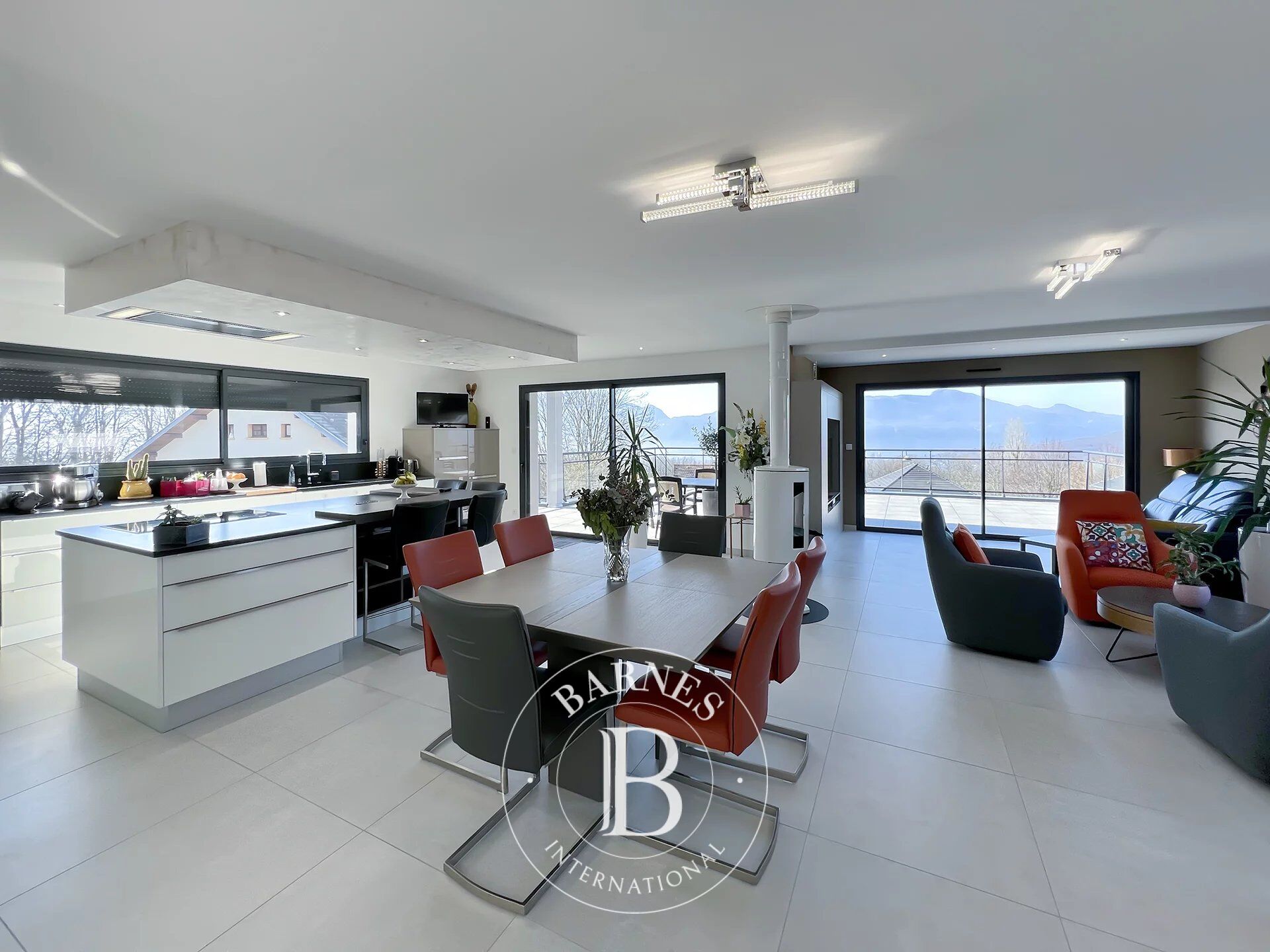 MAISON CONTEMPORAINE VUE LAC - 3 CHAMBRES + APPARTEMENT VUE LAC - picture 1