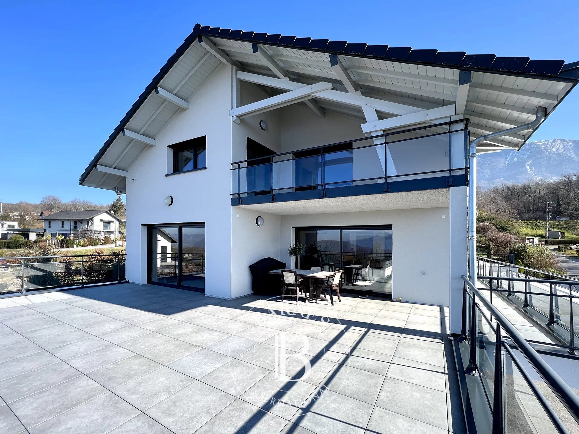 MAISON CONTEMPORAINE VUE LAC - 3 CHAMBRES + APPARTEMENT VUE LAC - picture 3